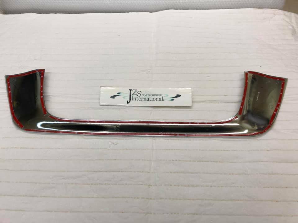 2008 2009 2010 2011 2012 TOYOTA LANDCRUISER LC200 CHROME TRUNK GARNISH VIP JAPAN - Image 9