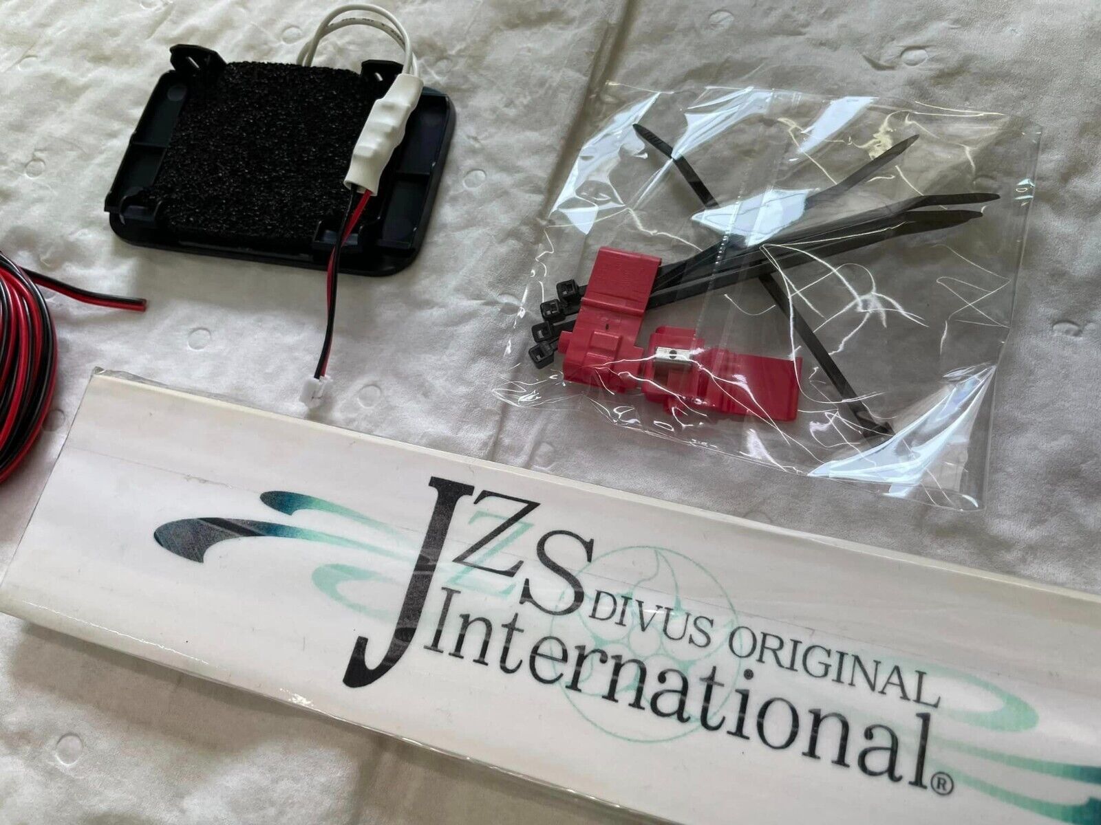 2021 2022 2023 TOYOTA LAND CRUISER 300 REAR BACK DOOR LUGGAGE ROOM LED LAMP KIT - Image 11