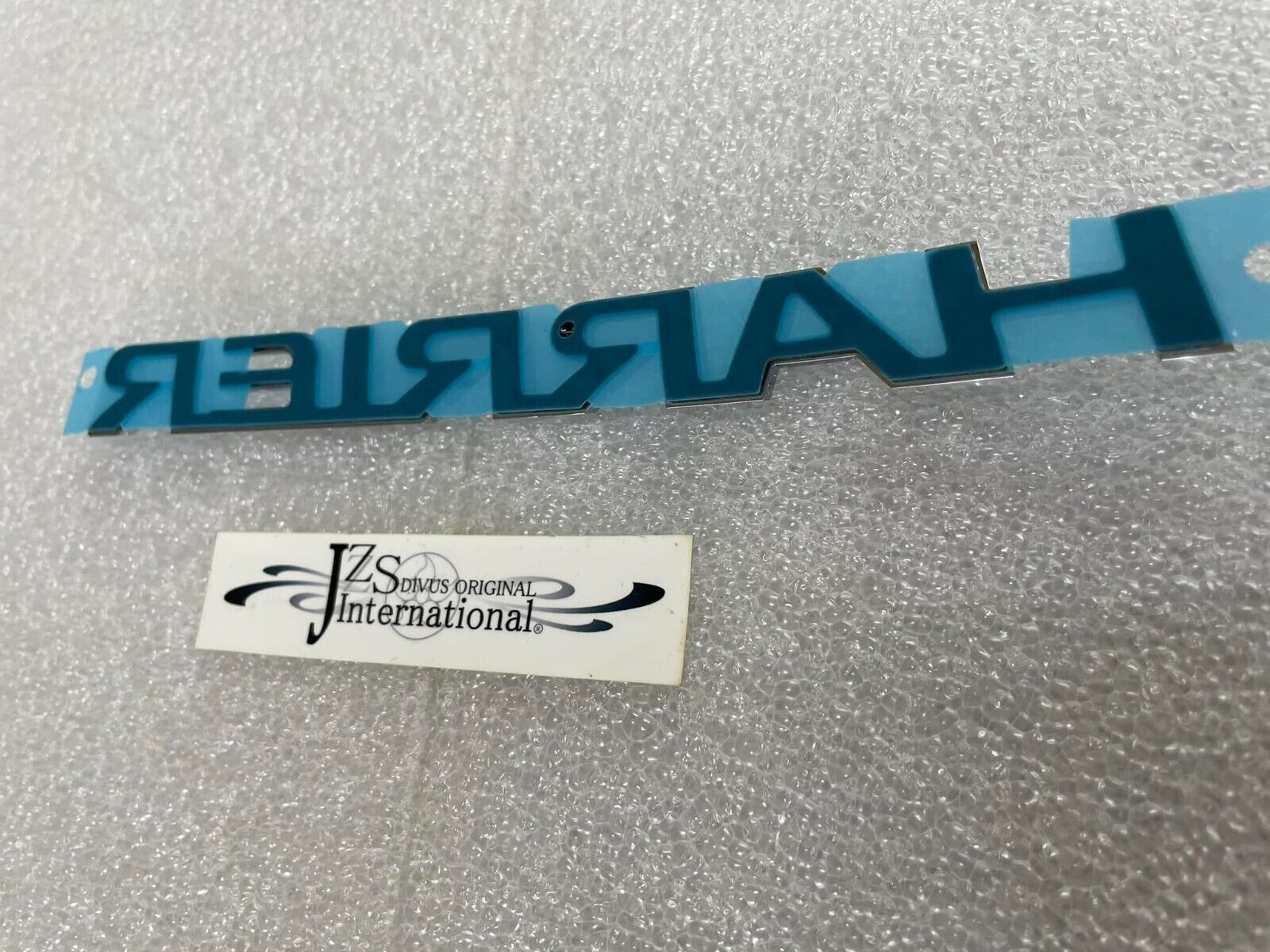 2021 2022 2023 TOYOTA HARRIER VENZA GENUINE REAR GATE DOOR NAME PLATE EMBLEM JDM - Image 10