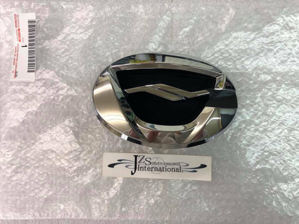 2004 2005 2006 TOYOTA COROLLA RUNX FRONT EMBLEM GENUINE JDM - Image 2