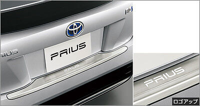 2015 2016 2017 TOYOTA PRIUS ZVW50 GENUINE REAR BUMPER STAILESS PLATE STEP GUARD
